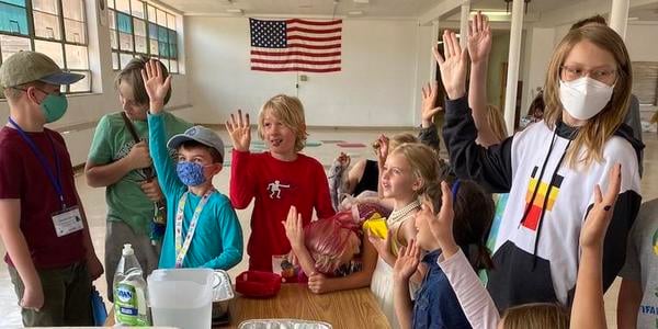 David LeBard Leads Desert Montessori School Students on Science Day